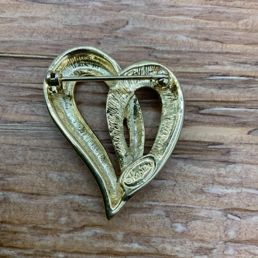 Napier Vintage Rhinestone Gold Tone Heart Brooch